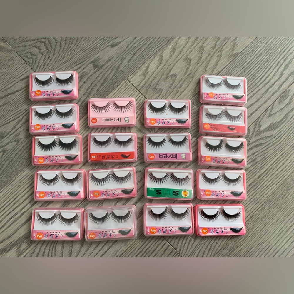 Douyin Asian Korean Natural Dramatic False Faux Black eyelashes Set 18 pairs